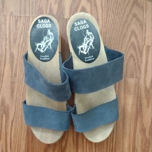 Saga sandal clogs